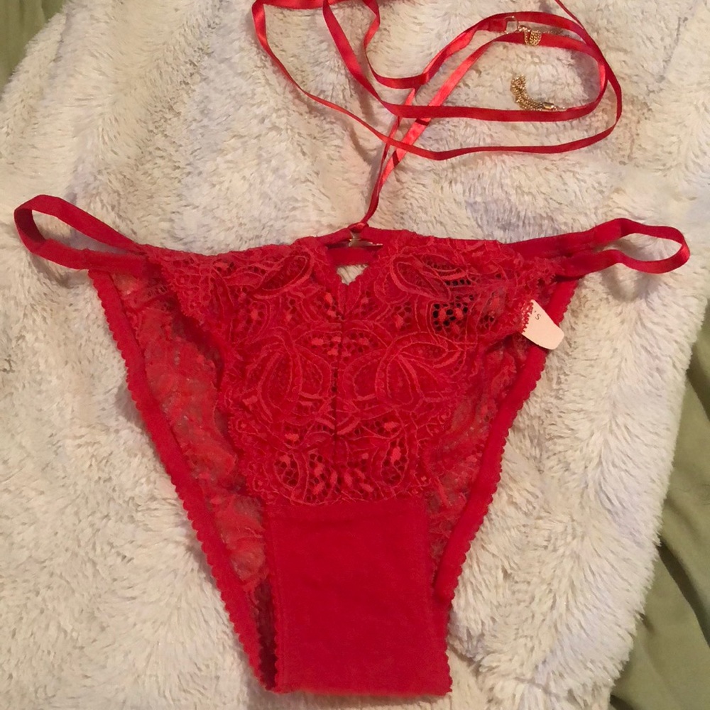 Red VS Lace panties